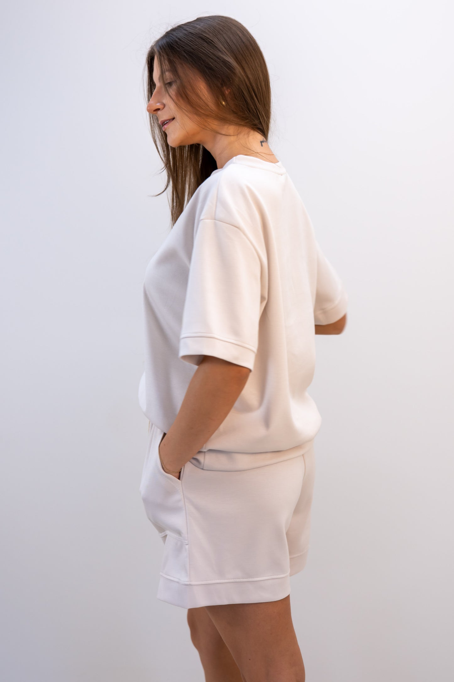 Kostiumelis “Urban Ease” kreminis