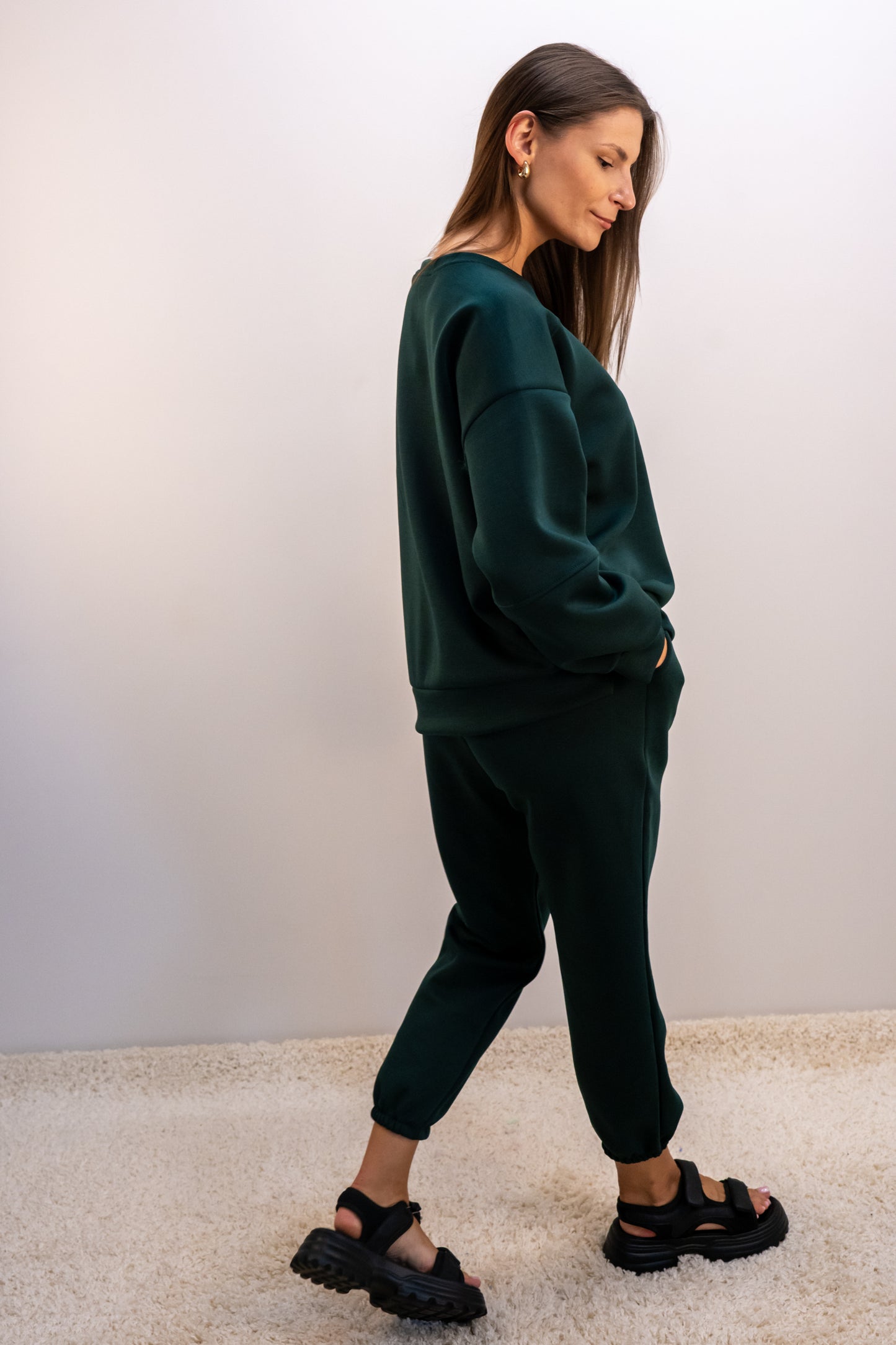 „Urban Muse“ žalias laisvalaikio kostiumėlis