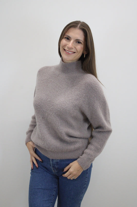 Megztinis "Cozy Touch" rusvas
