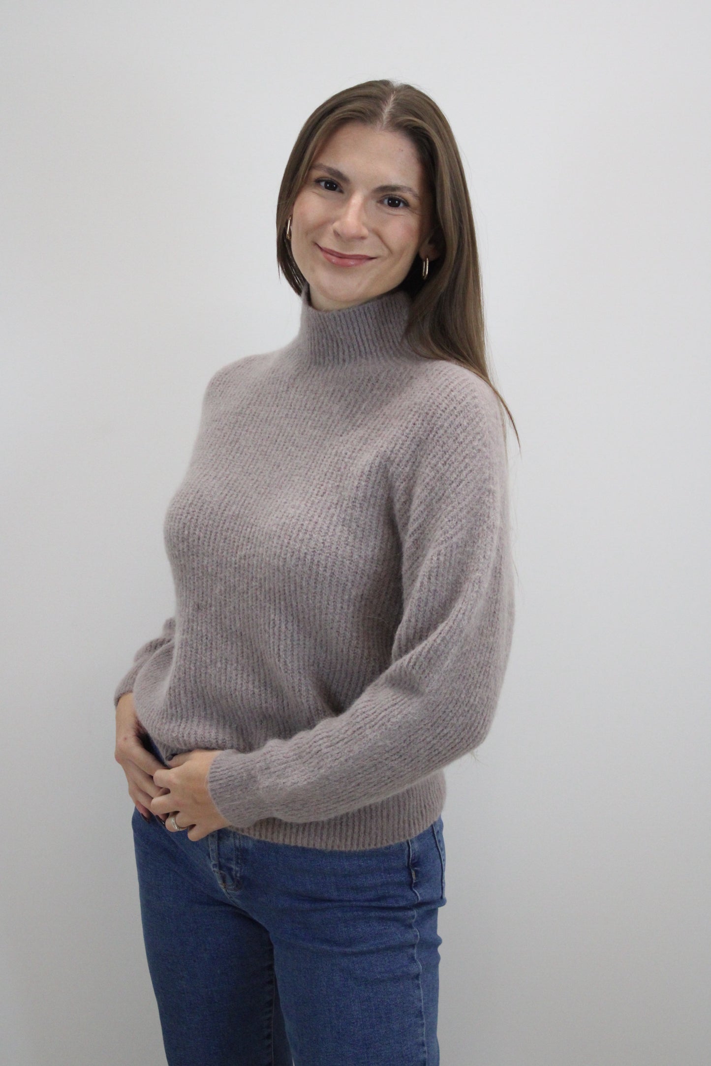 Megztinis "Cozy Touch" rusvas