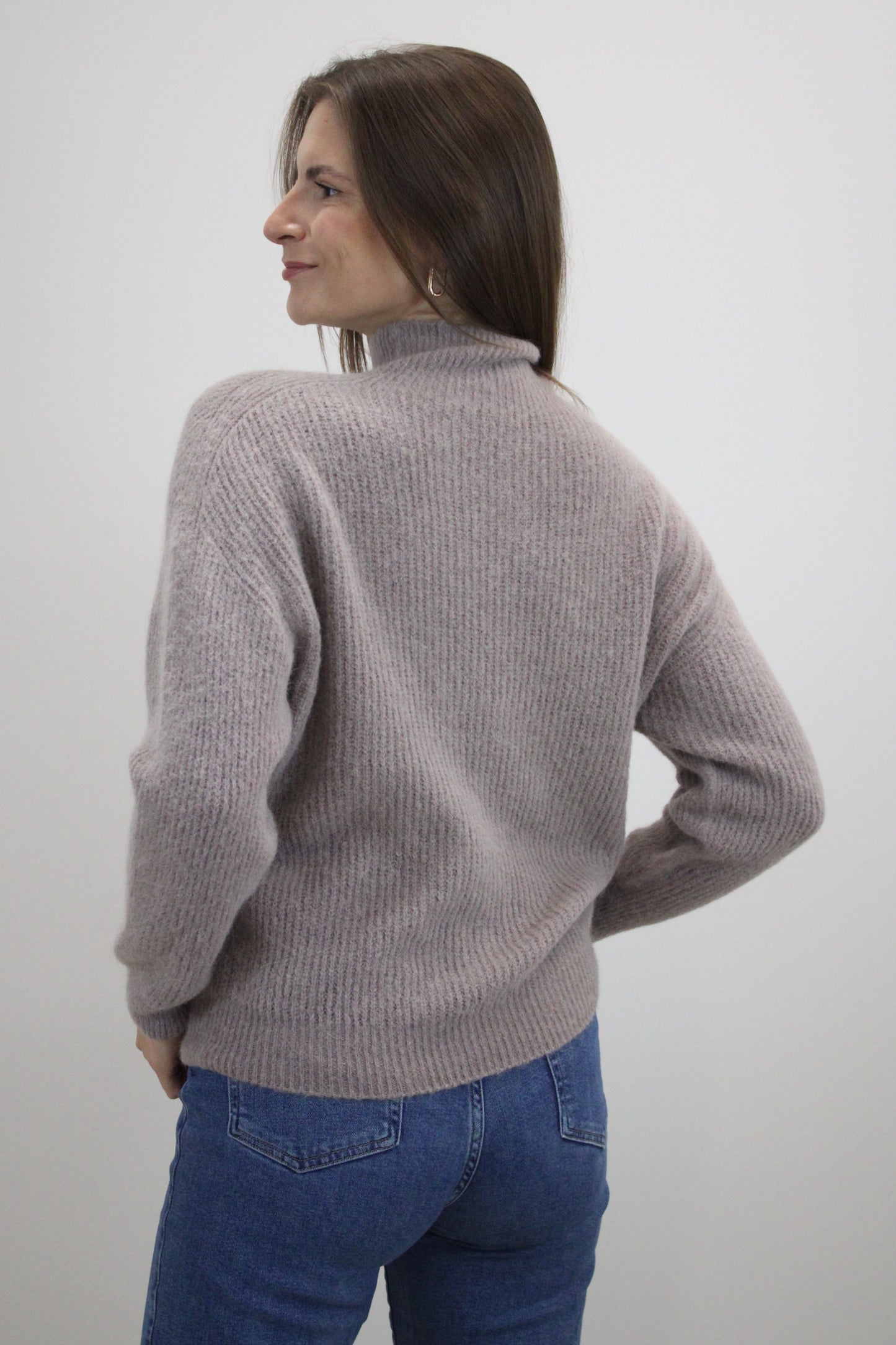 Megztinis "Cozy Touch" rusvas