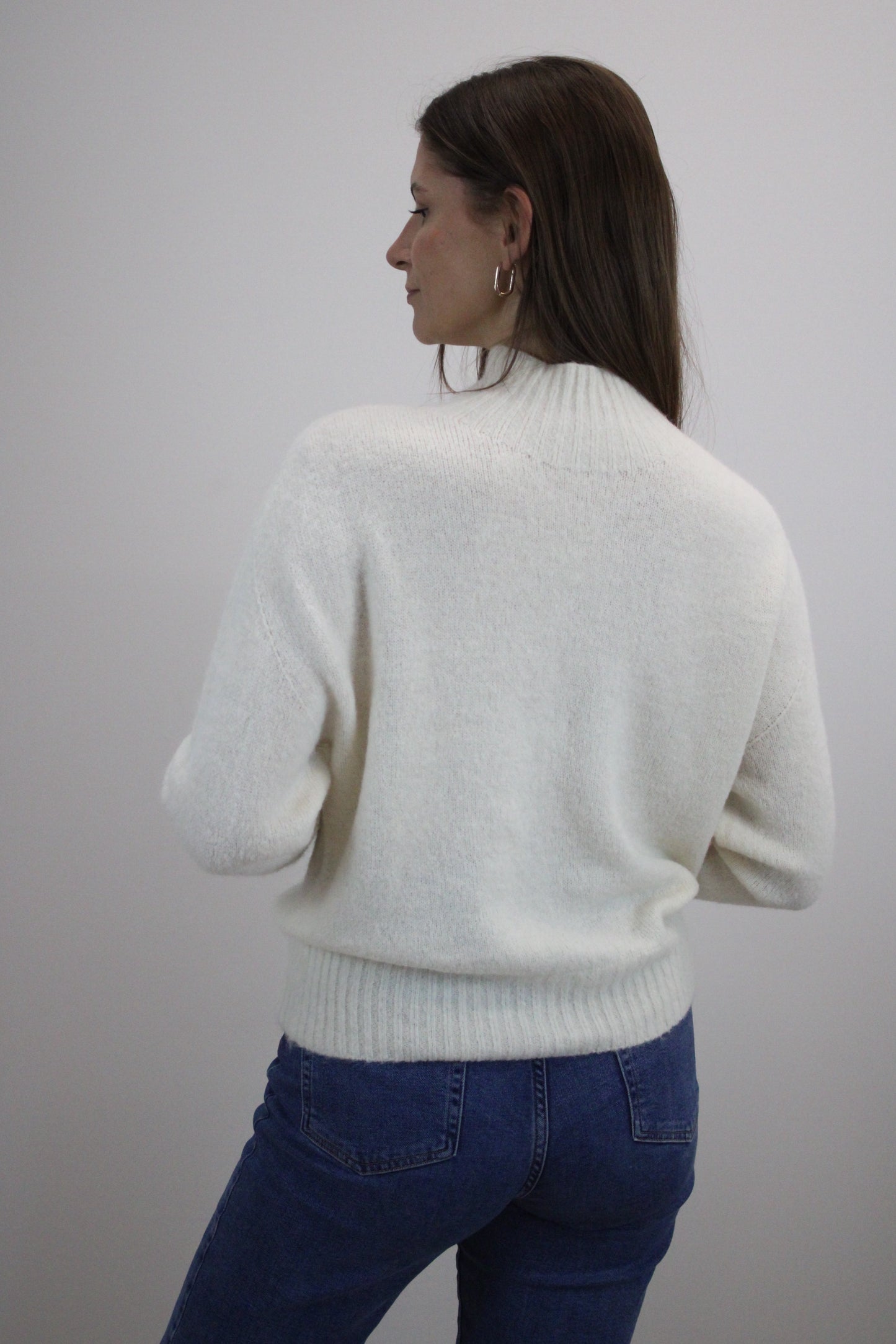Megztinis "Cozy Touch" baltas