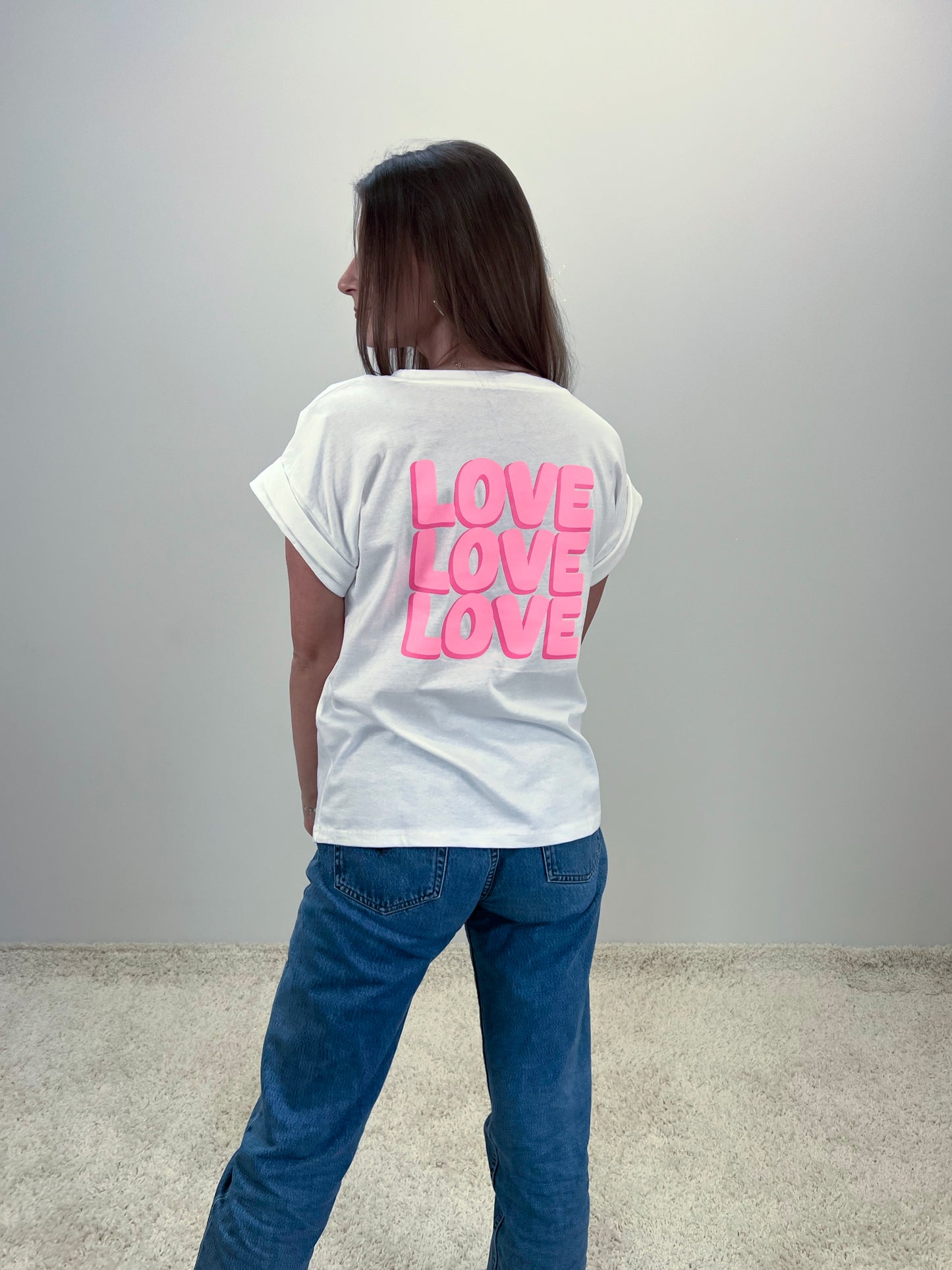 Marškinėliai LOVE - spalva baltai rožinė