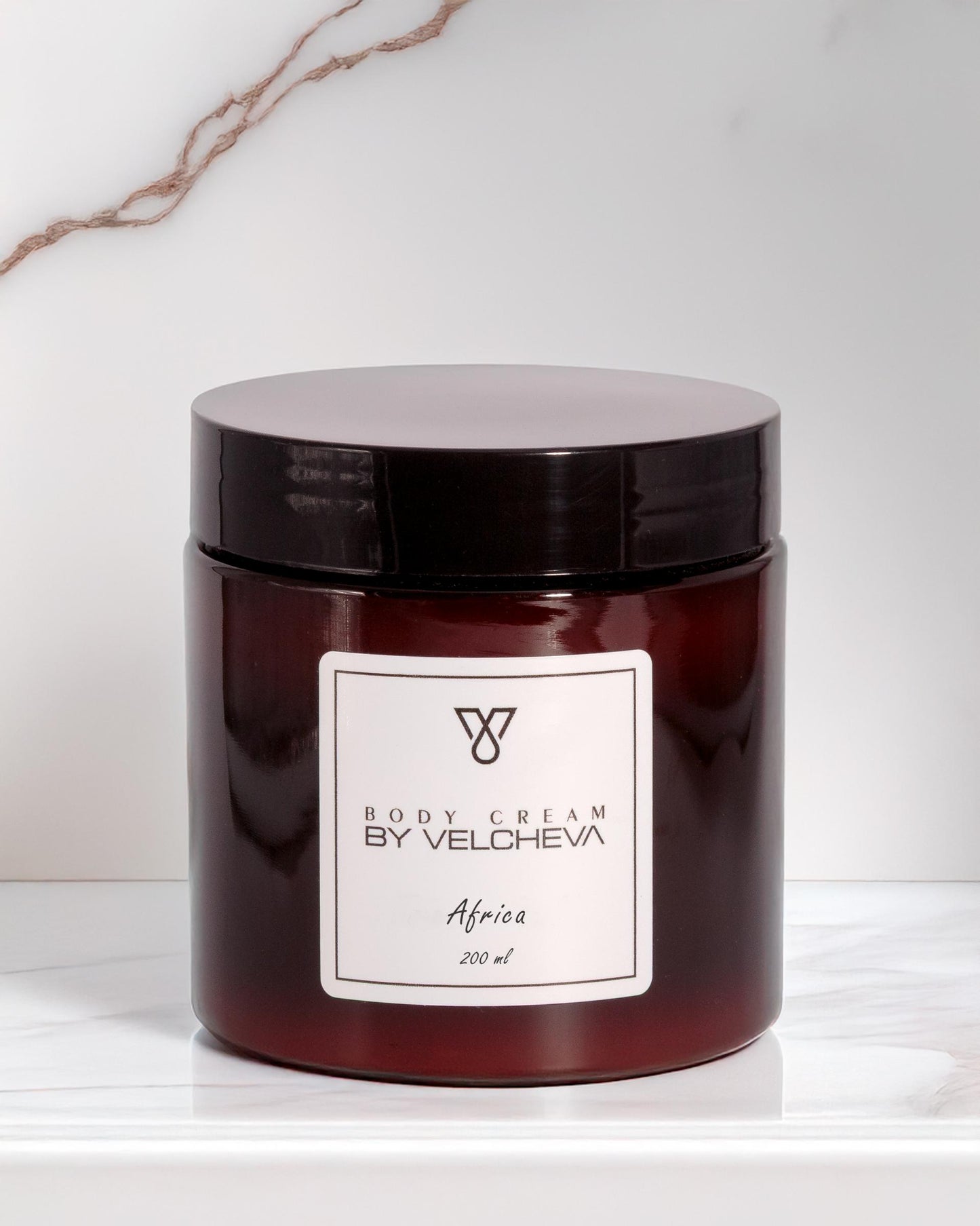 By Velcheva AFRICA kūno kremas