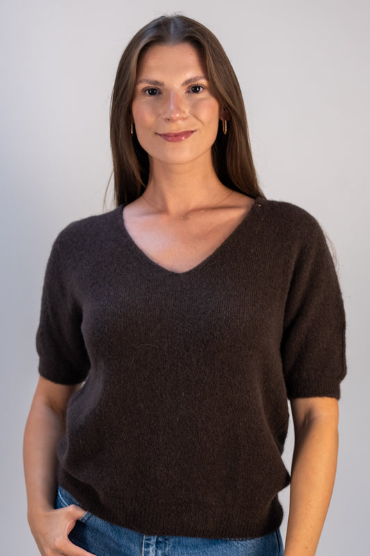 Megztinis "Soft Embrace" šokoladinė
