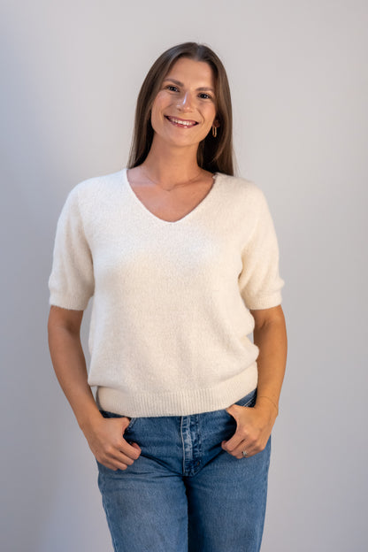 Megztinis "Soft Embrace" baltas