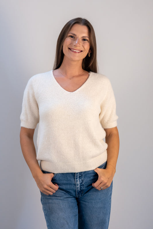 Megztinis "Soft Embrace" baltas