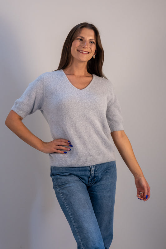 Megztinis "Soft Embrace" pilkas
