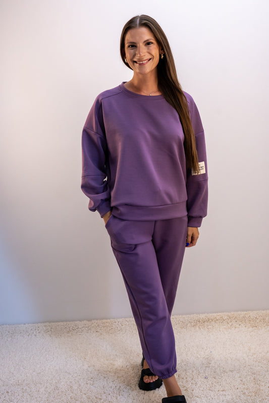 „Urban Muse“ violetinis laisvalaikio kostiumėlis