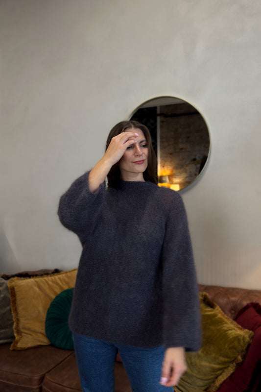 Moheros megztinis "Lumiere" pilkas