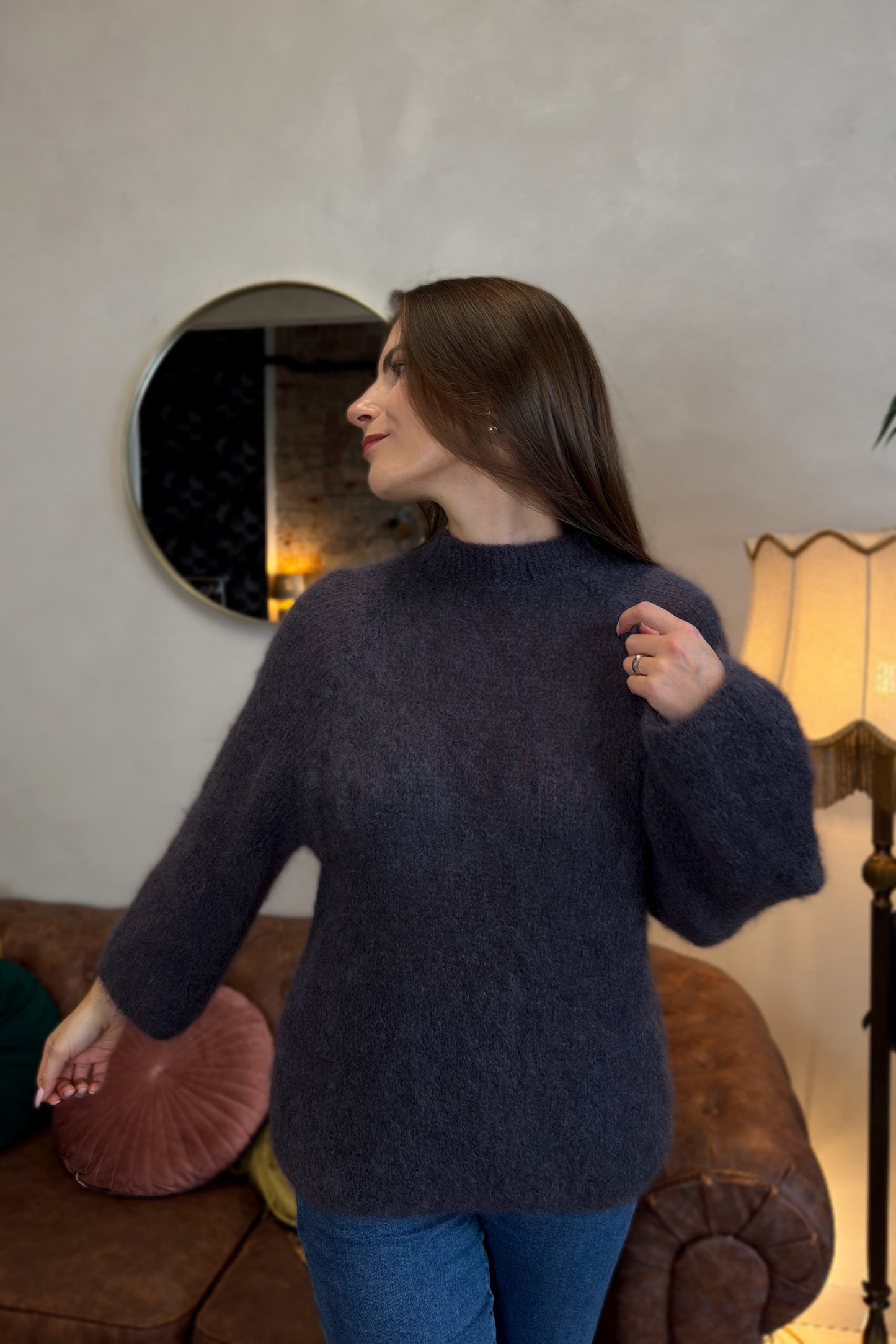 Moheros megztinis "Lumiere" pilkas