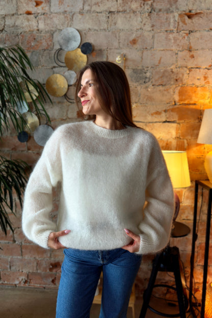 Moheros megztinis "Purre" baltas