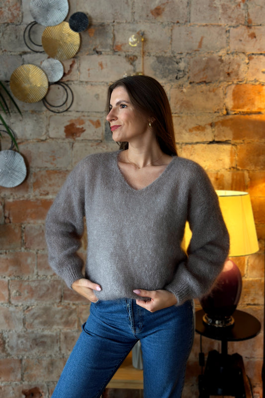 Moheros megztinis "Fleur" pilkas