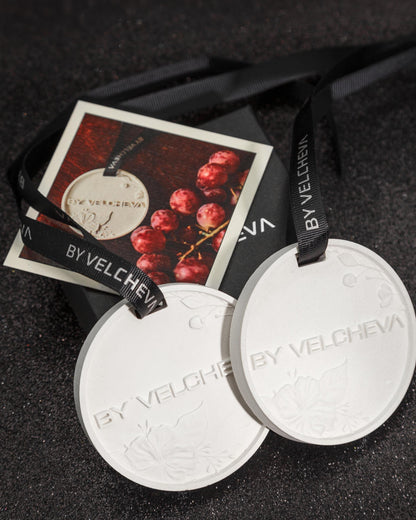 By Velcheva kvapas spintai