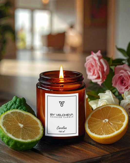 By Velcheva CAROLINA aromatinė žvakė