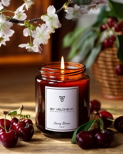 By Velcheva CHERRY BLOSSOM aromatinė žvakė