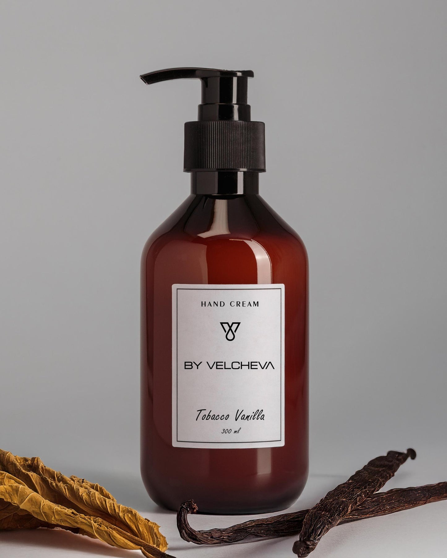 By Velcheva TOBACCO VANILLA rankų emulsija