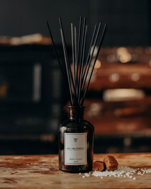 By Velcheva SALTED CARAMEL namų kvapas su lazdelėmis