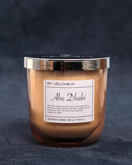 By Velcheva ABU DHABI aromatinė žvakė – Limited Edition