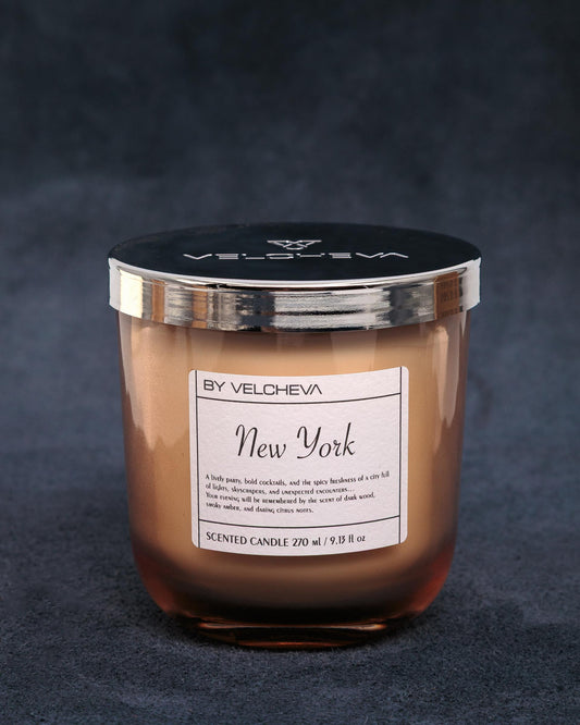 By Velcheva NEW YORK aromatinė žvakė – Limited Edition