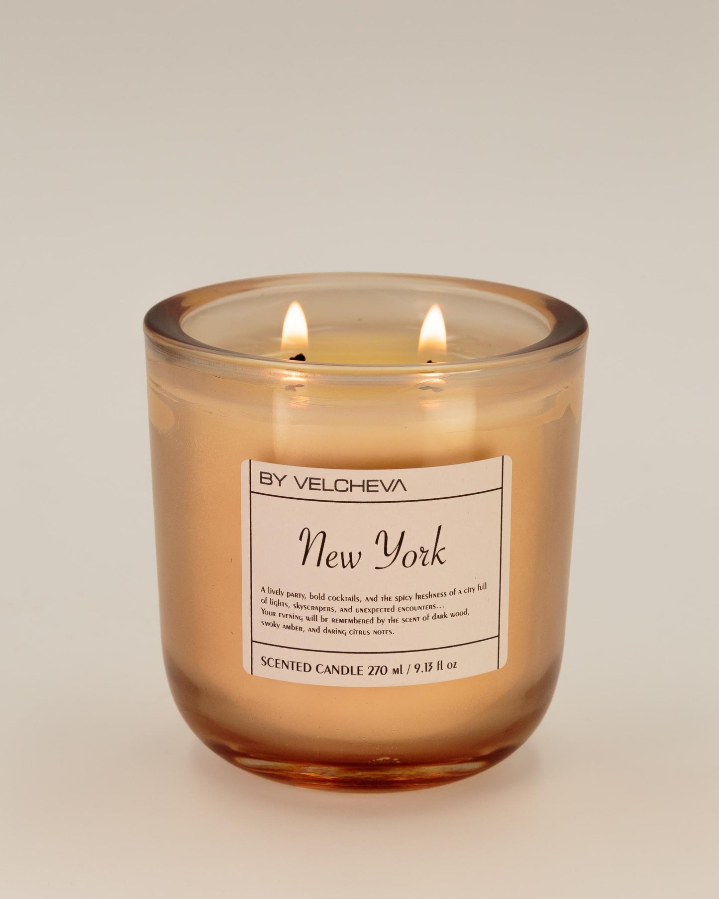 By Velcheva NEW YORK aromatinė žvakė – Limited Edition